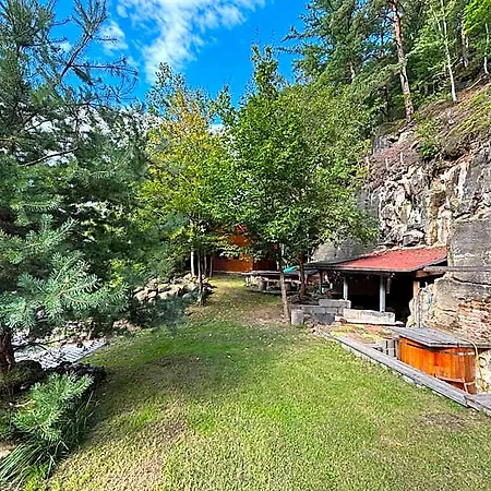 Jeskyne Janska Hotel Decin